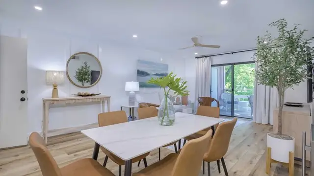 Dining area at Fiddler’s Cove 24E
